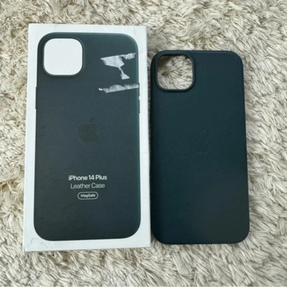 Apple Accessories - iPhone 14 Plus leather case Forest Green